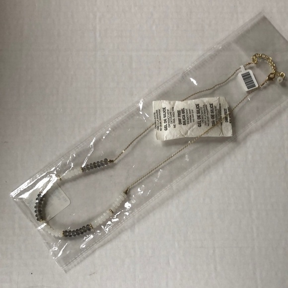 Grey  and White Beaded necklace - Picture 1 of 5